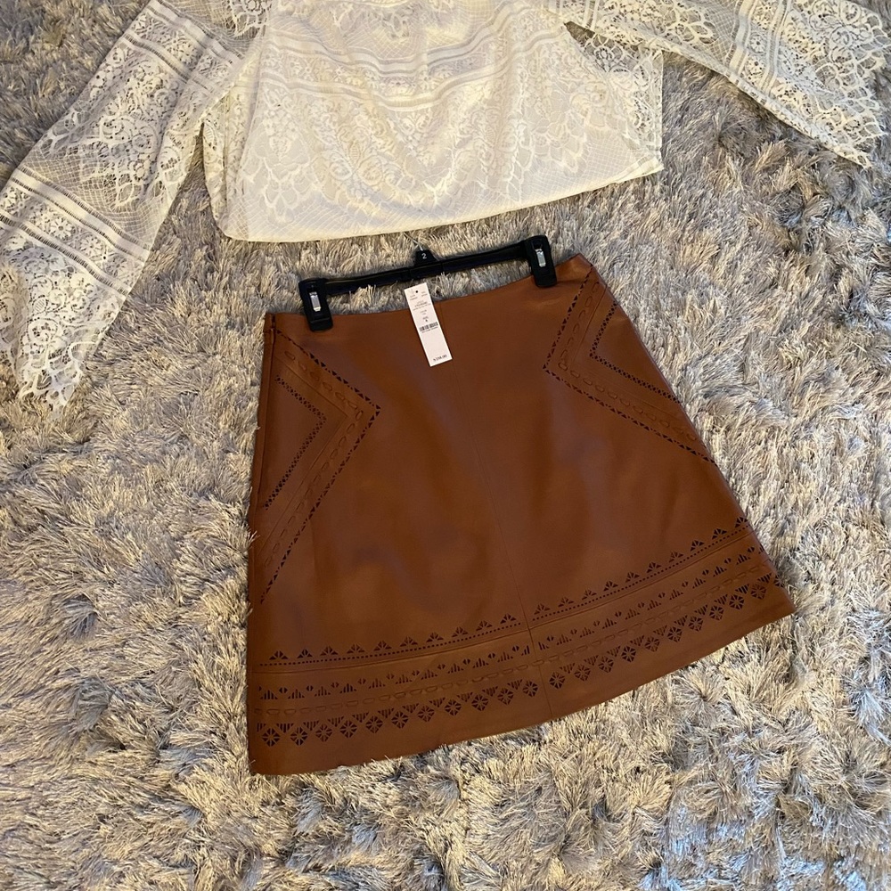 White House Black Market leather skirt size 8 New